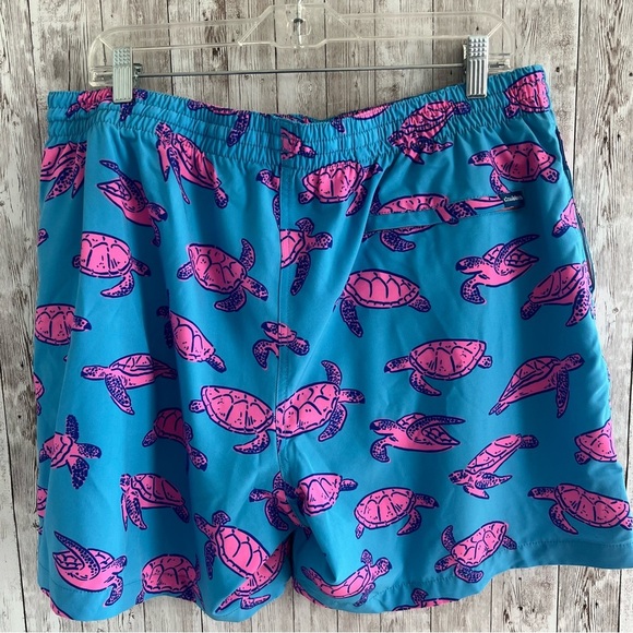 Chubbies Blue Turtle Swim Shorts 2XL - Picture 2 of 4